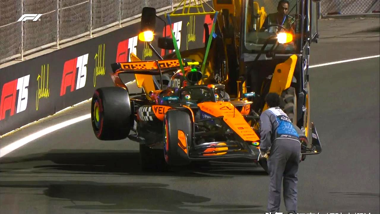 红牛车队逆转阿斯顿马丁，诺里斯扛起全队