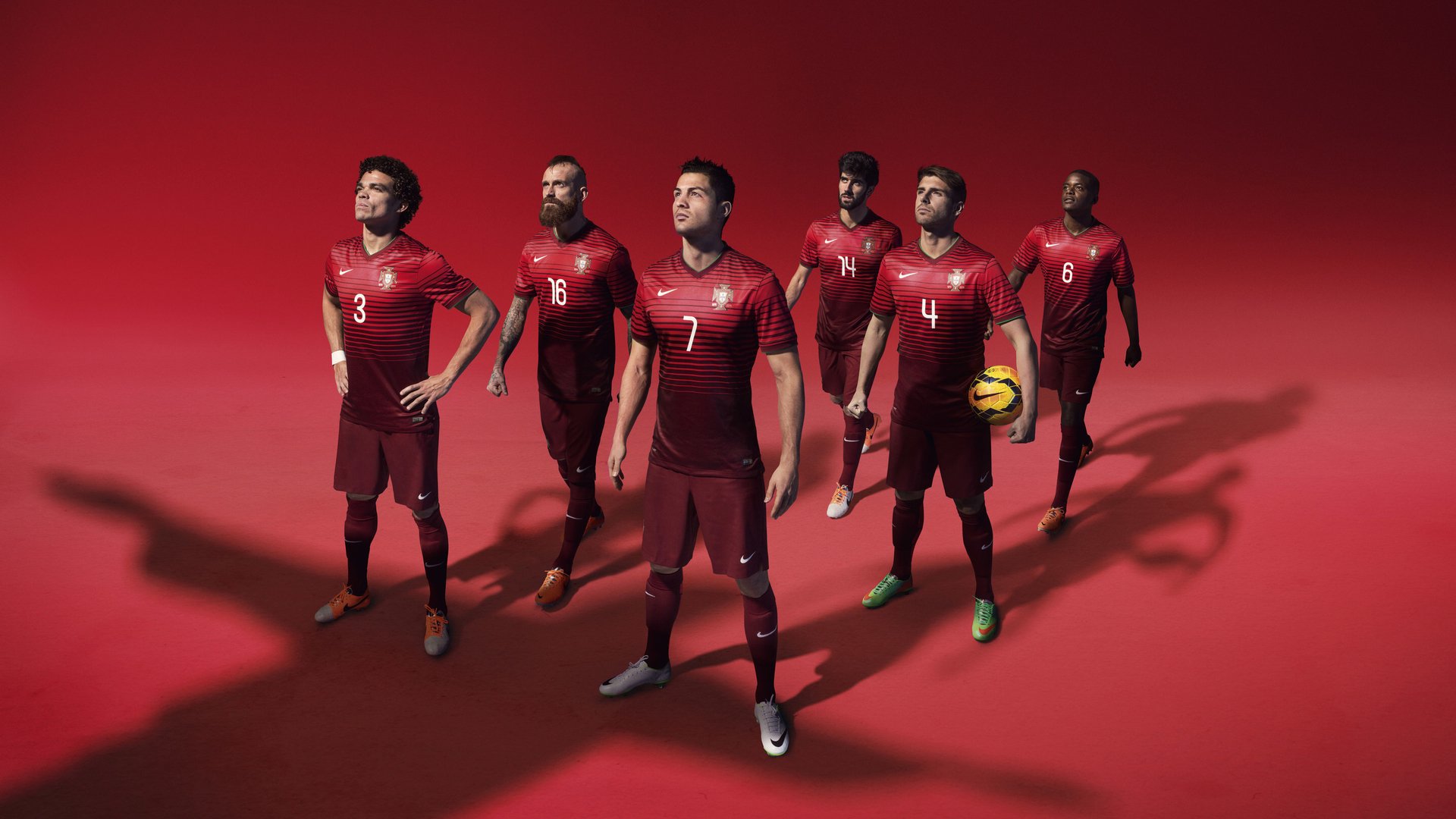 布克在广厦鏖战中接管比赛，当东方铁壁遭遇西方利刃