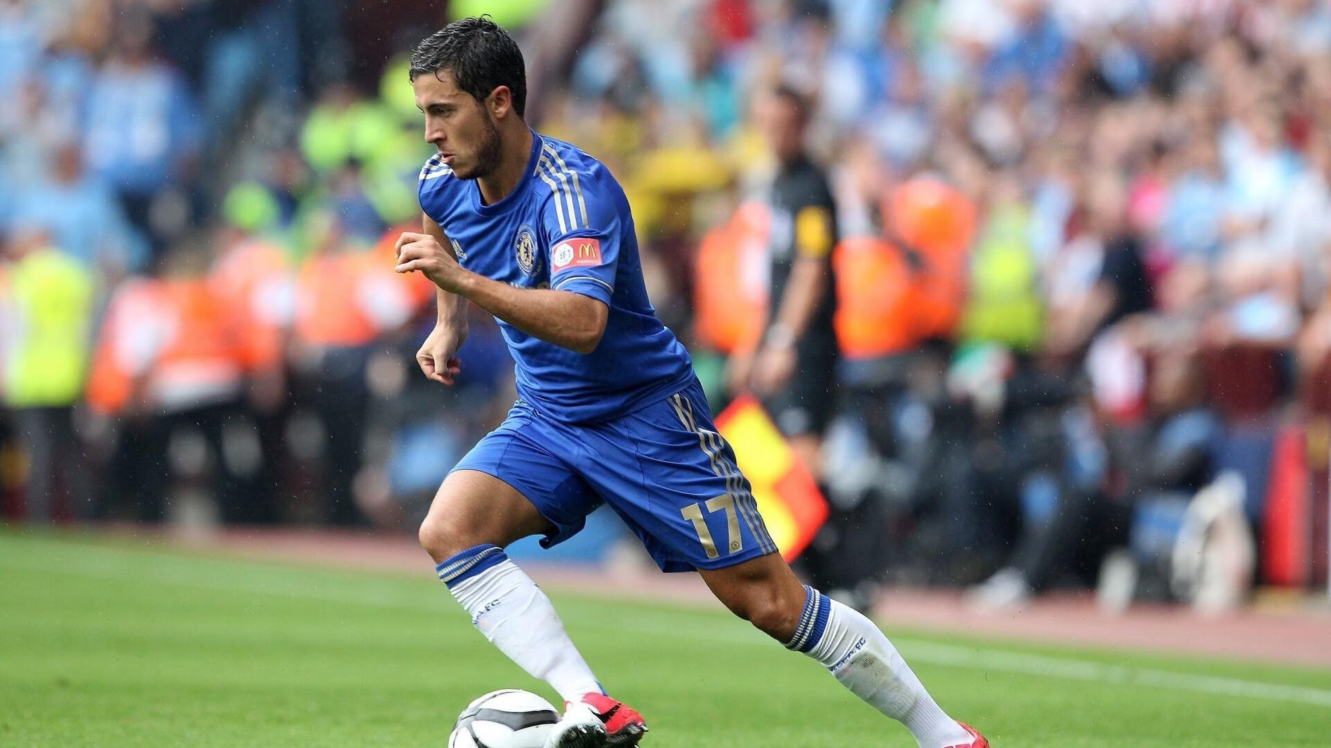 开云体育APP下载-英超争冠焦点战，智利强行终结马里，战术博弈下的文明隐喻