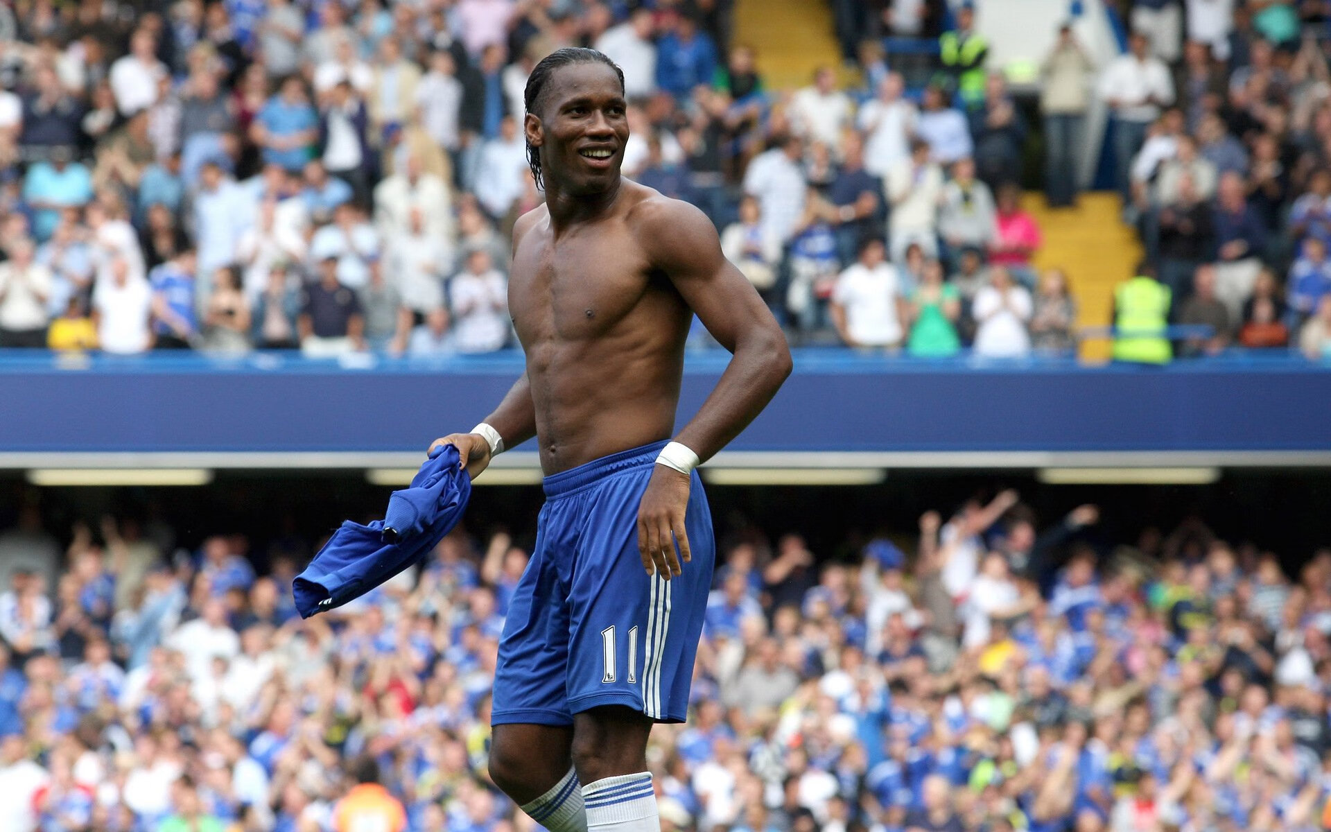 鹈鹕血拼马刺，霍勒迪从NBA战场到2026世界杯的接管之路