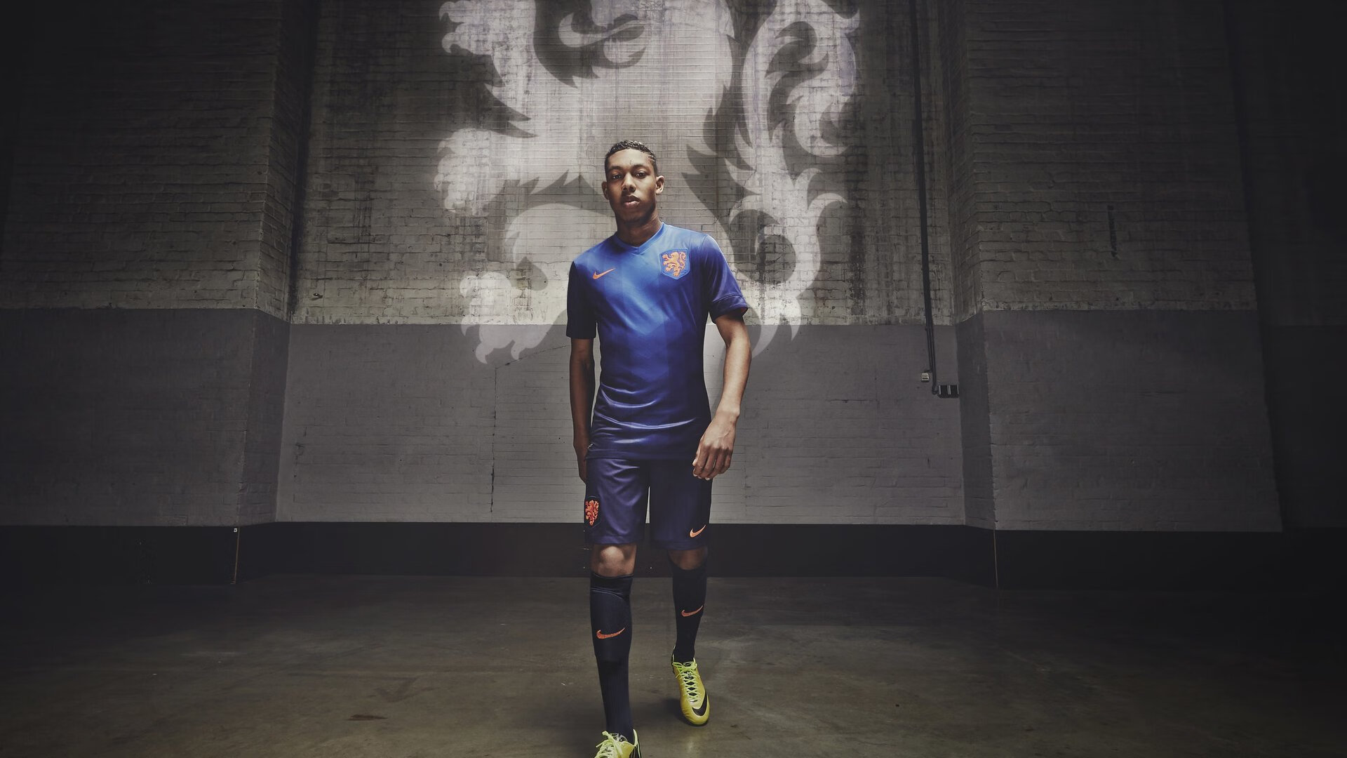 开云体育中国-阿圭罗绝杀，尤文提前终结悬念，土耳其之夜如何改写欧冠格局？