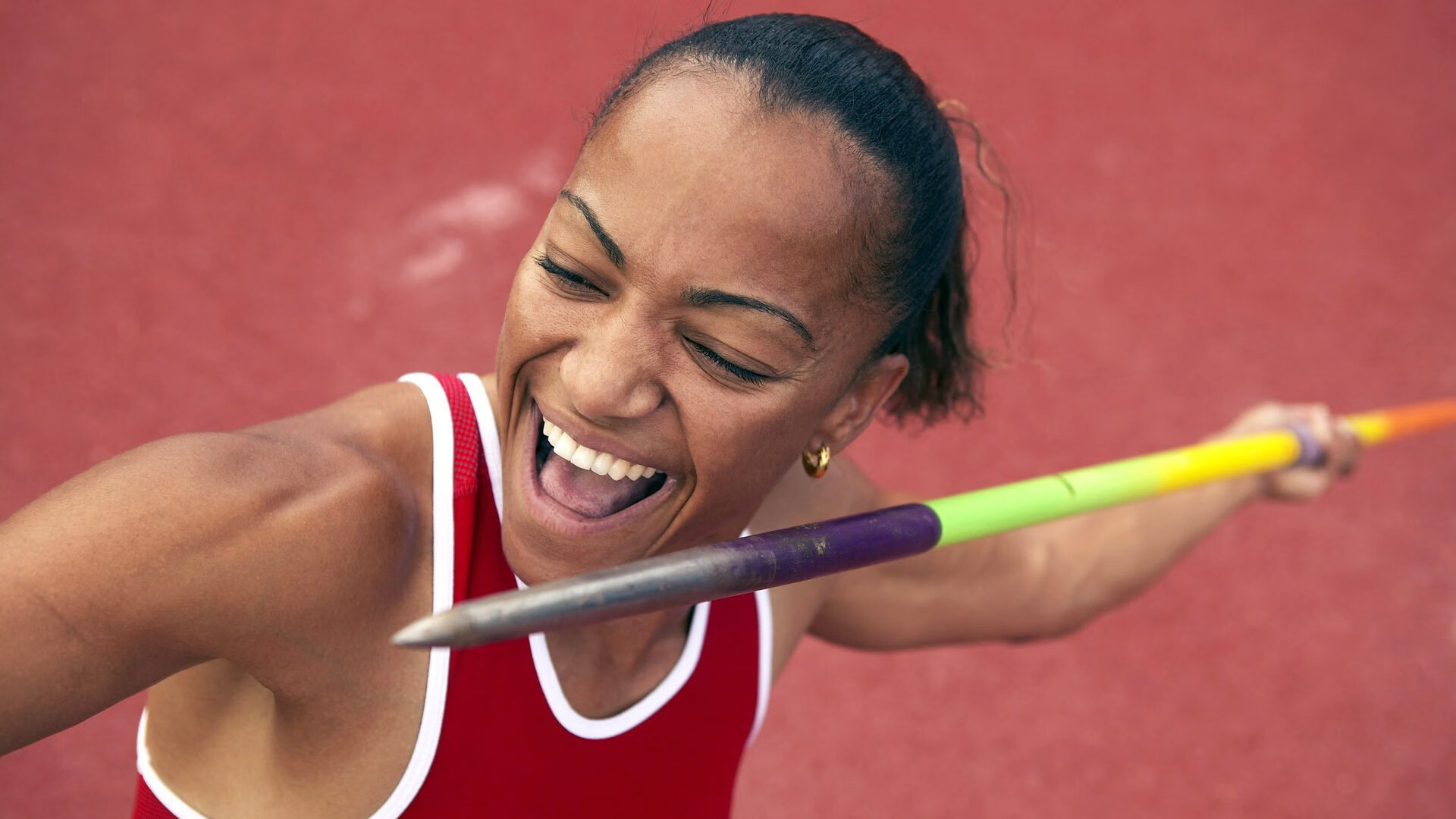 年度焦点之战,上海队掀翻湖人,改写篮球世界版图